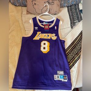 Lakers Bryant 8 (With Tags).
